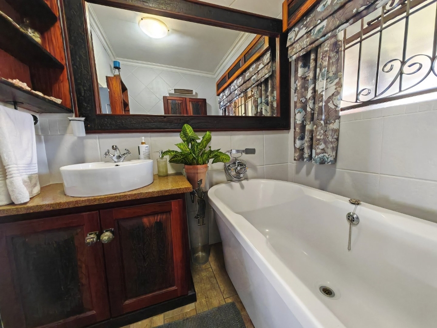6 Bedroom Property for Sale in Dan Pienaar Free State